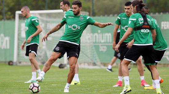 九游包含清晨本菲卡备战社区盾，绝杀压哨细节曝光，震撼外界，数据趋势出现新变化的词条