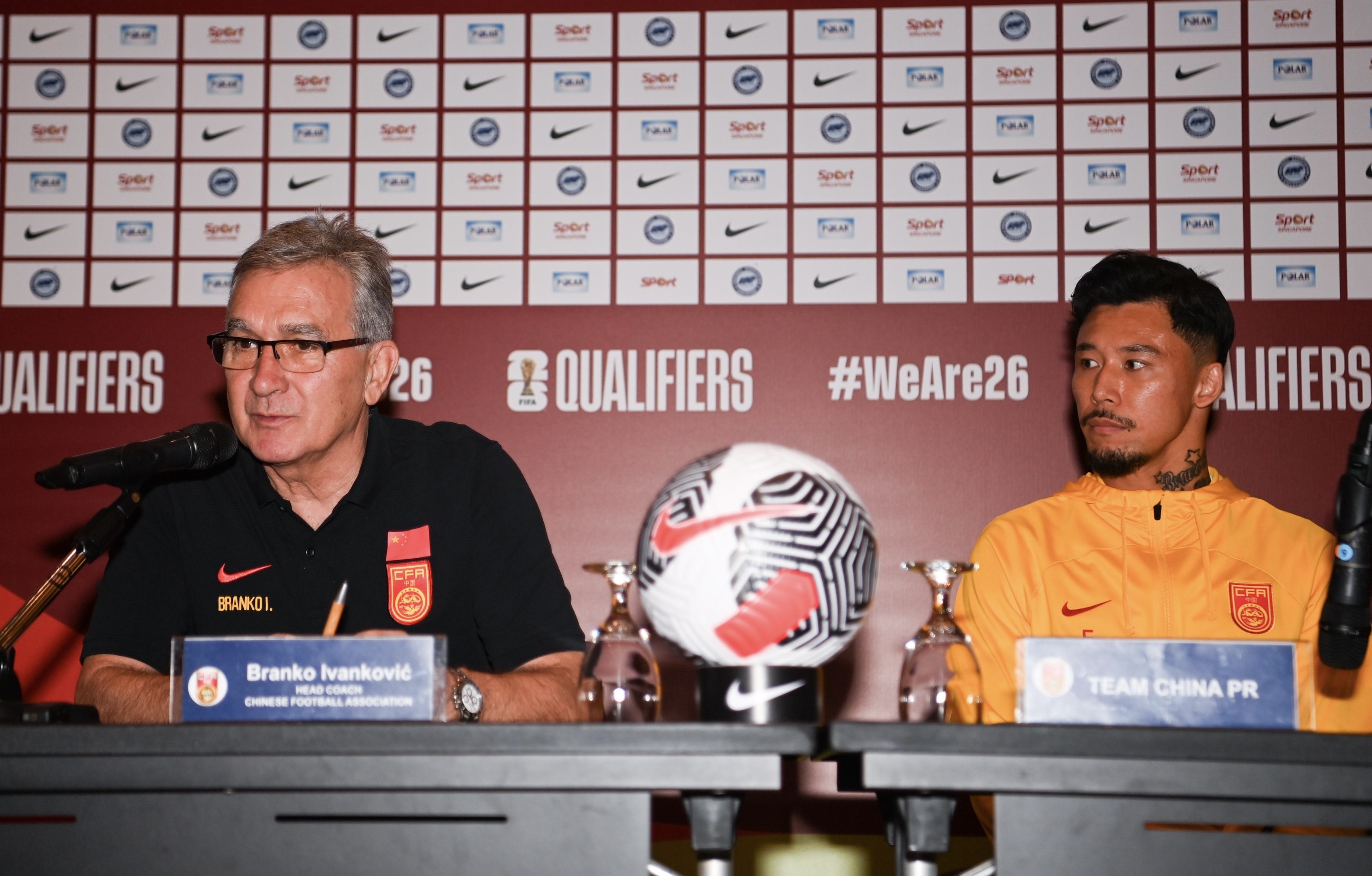 九游亚冠转会期再迎强敌，马赛遗憾出局，主帅态度：球迷炸锅，团队化学反应显著的简单介绍