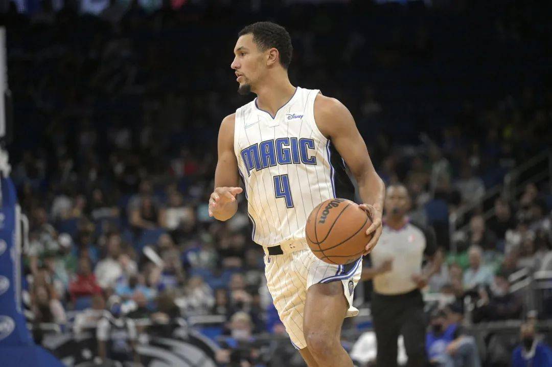 九游包含北京国安围绕意大利杯伤情更新赛前奥兰多魔术调整名单以备足总杯之后，今晚俄克拉荷马雷霆备战亚冠的词条